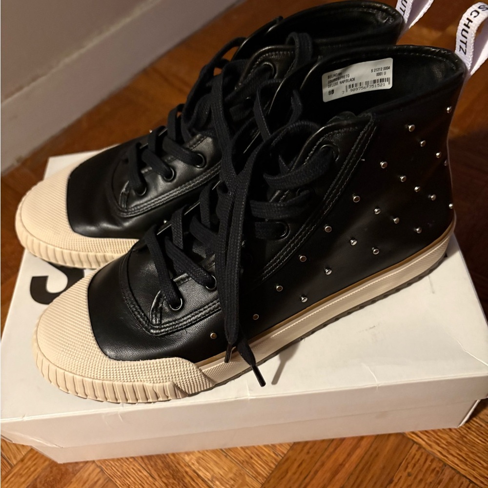 NWT SCHUTZ Belindah studded high top sneakers size 8 - Picture 3 of 10